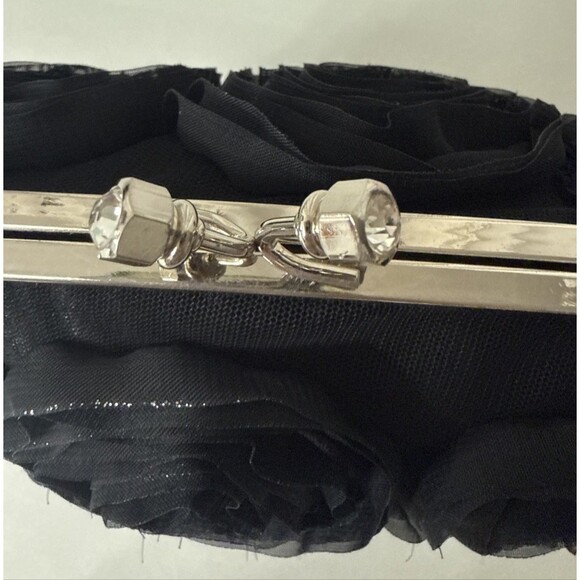 Black Floral Mini Evening Bag Kiss Lock - Picture 7 of 13